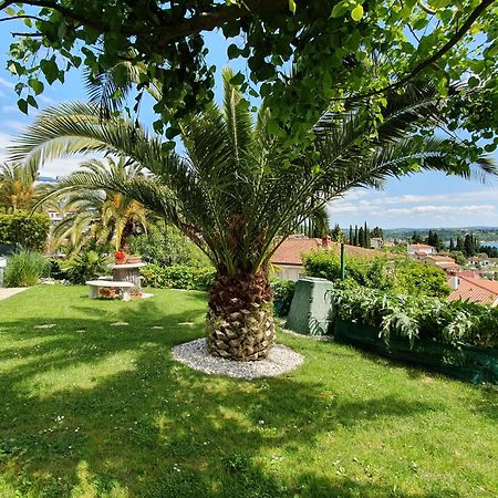 Apartment With Seaview And Garden For 6 Portorož Exteriér fotografie