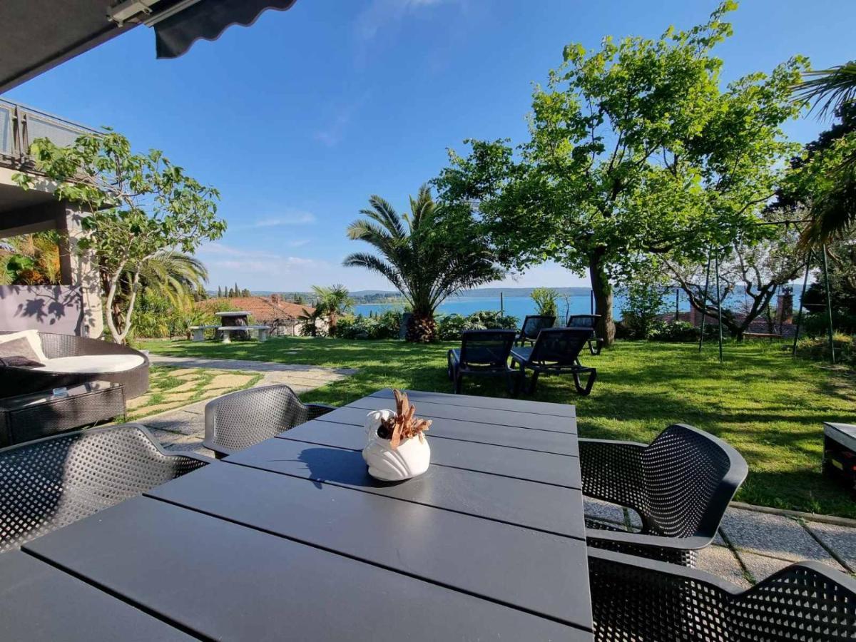 Apartment With Seaview And Garden For 6 Portorož Exteriér fotografie