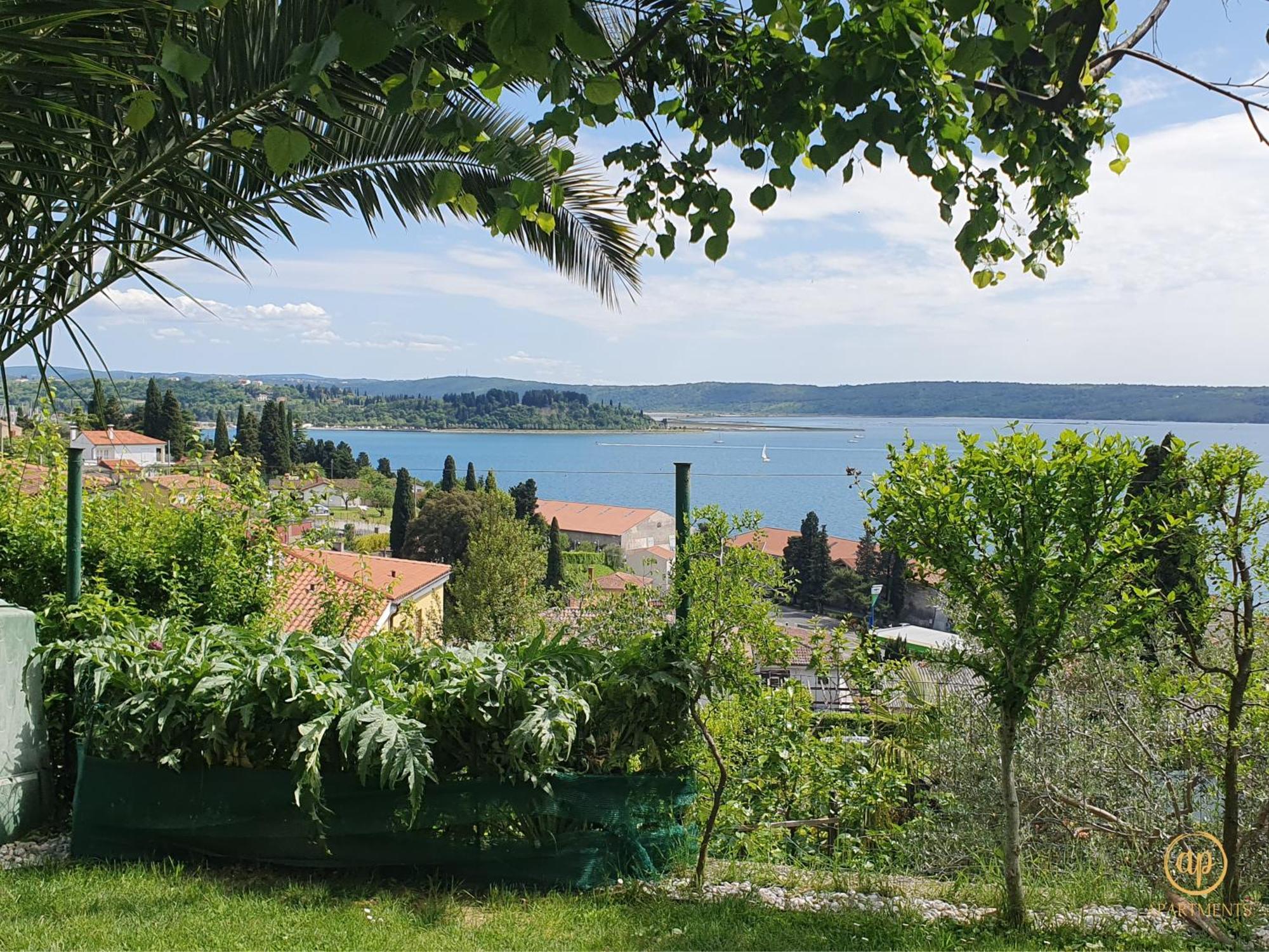 Apartment With Seaview And Garden For 6 Portorož Exteriér fotografie