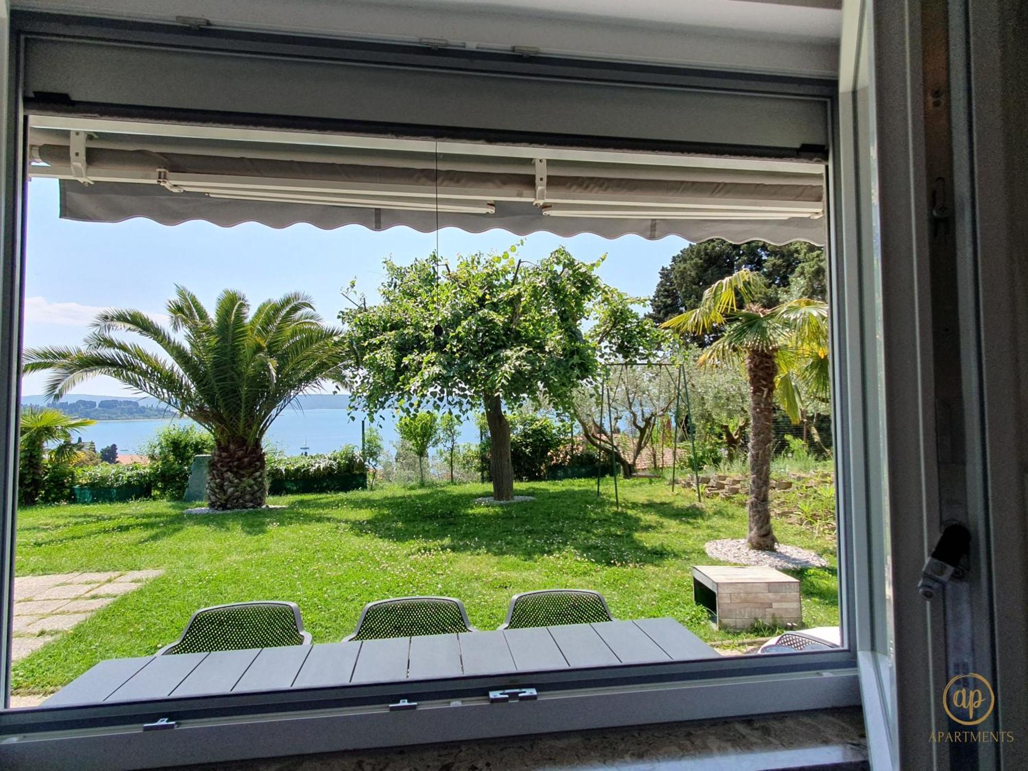 Apartment With Seaview And Garden For 6 Portorož Exteriér fotografie